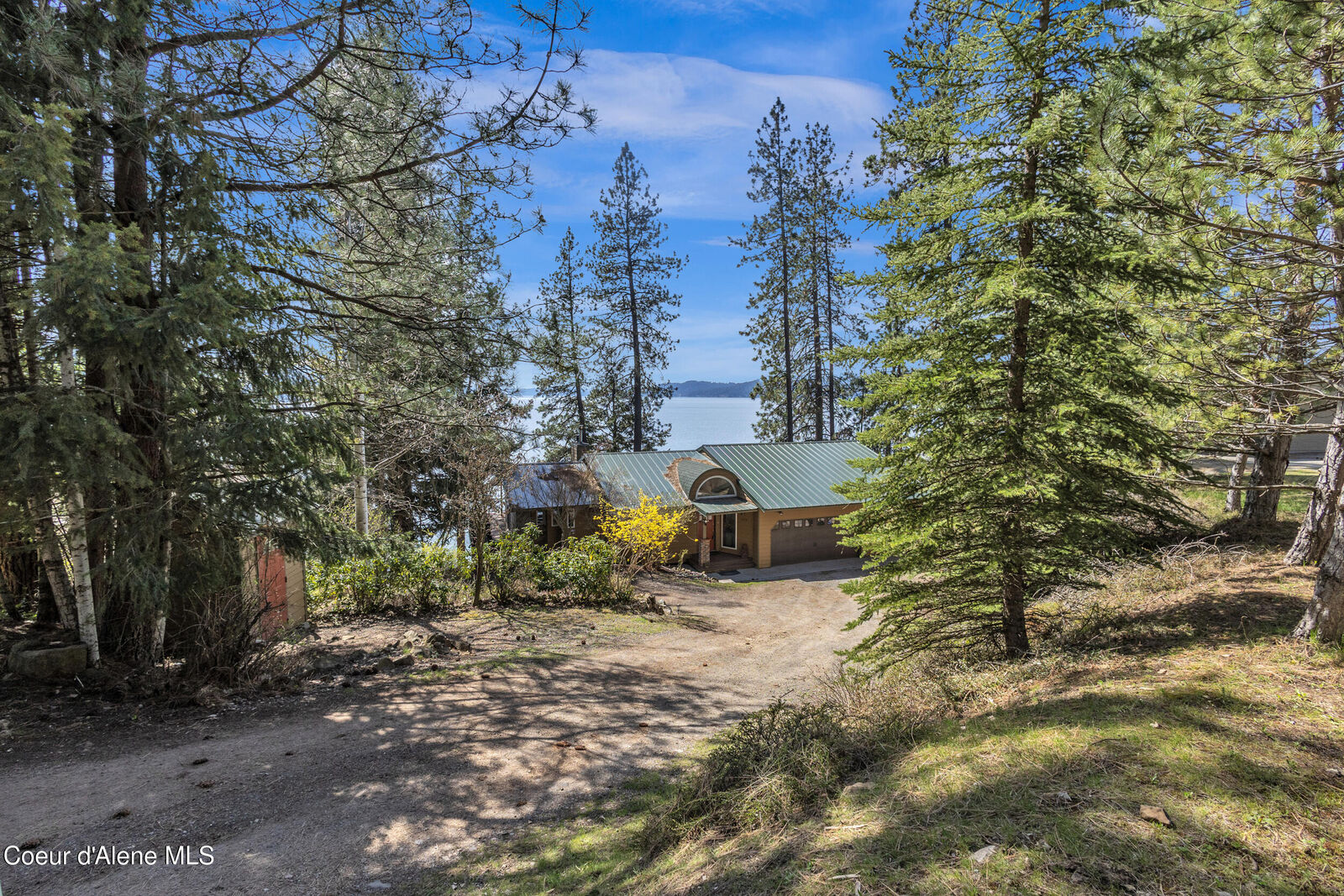 Property Photo:  428 E Beachhouse Ln  ID 83833 