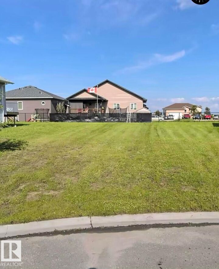 9 Norwood Close — photo 1