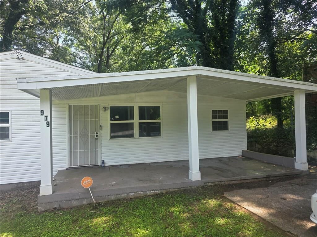 Property Photo: 979 Billings Avenue SE GA 30315