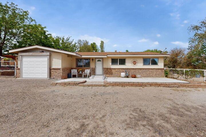 Property Photo:  1228 Cielo Vista Del Norte  NM 87048 