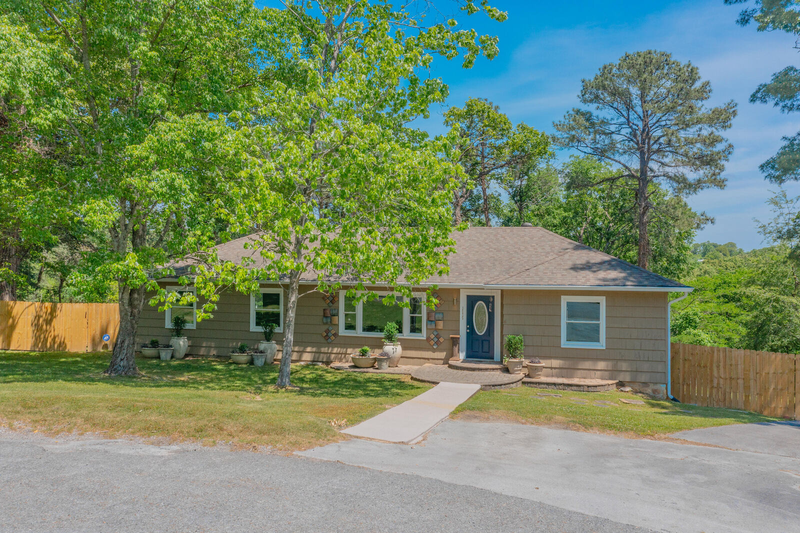 Property Photo: 3525 Van Winkle Circle TN 37415
