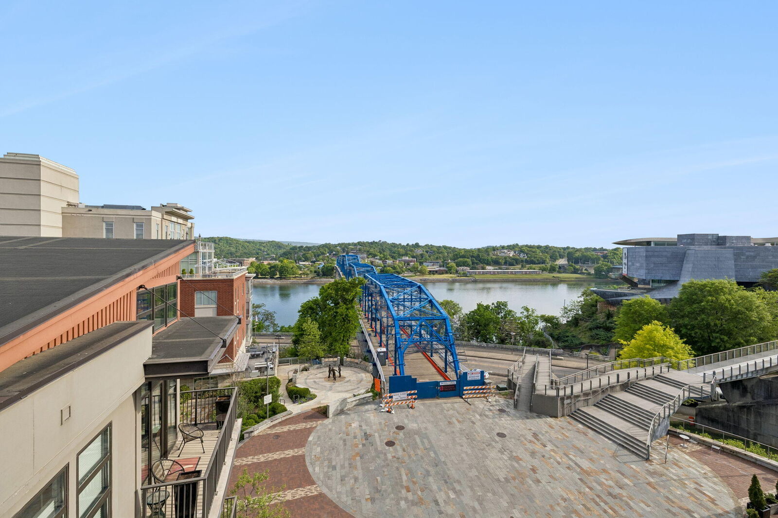 Property Photo: 129 Walnut Street TN 37403