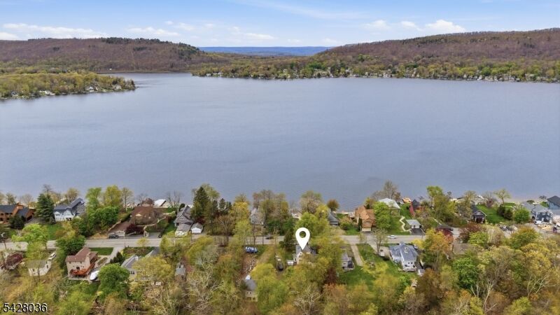 Property Photo:  113 E Shore Culver Rd  NJ 07826 