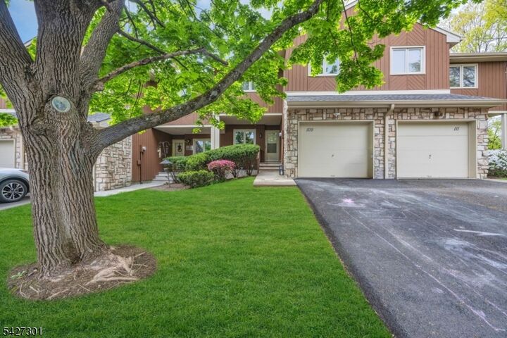Property Photo:  109 Bond St  NJ 08807 