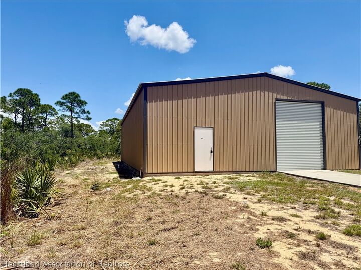 Property Photo:  601 Buckley Road  FL 33852 