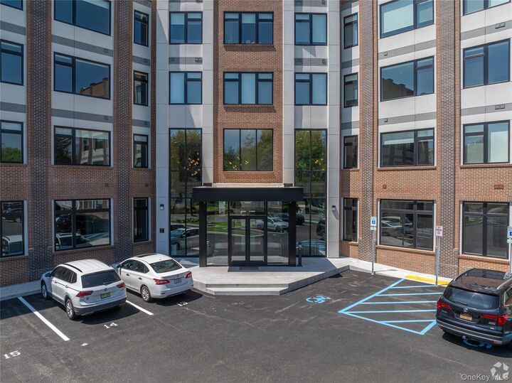 Property Photo:  15 Washington Avenue 407  NY 10901 