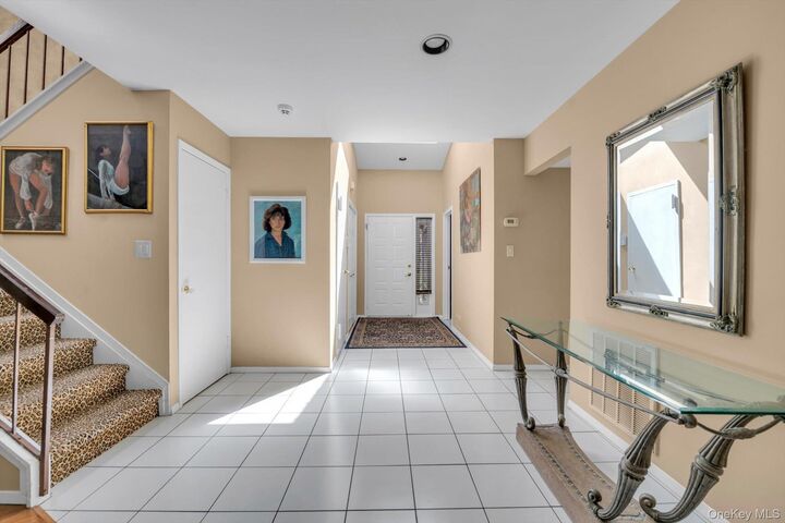 Property Photo:  47 Northgate Circle  NY 11747 