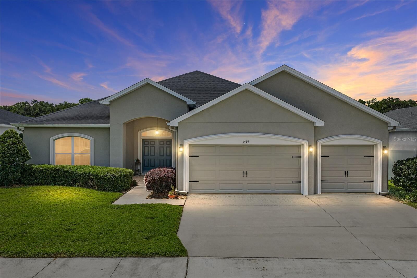 Property Photo:  1444 Cypress View Lane  FL 33811 