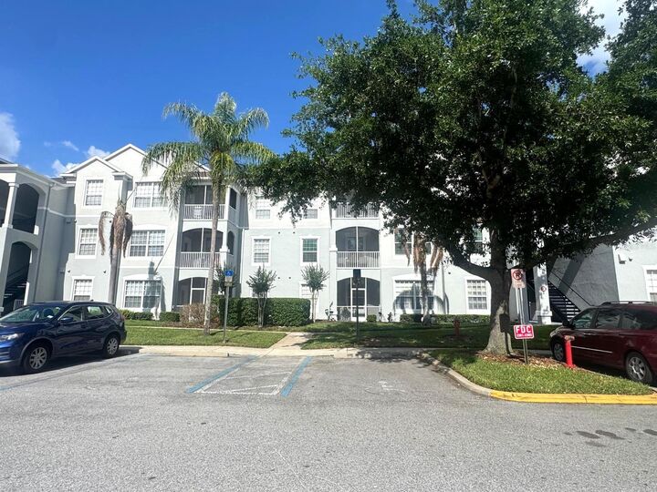 Property Photo:  2301 Butterfly Palm Way 101  FL 34747 