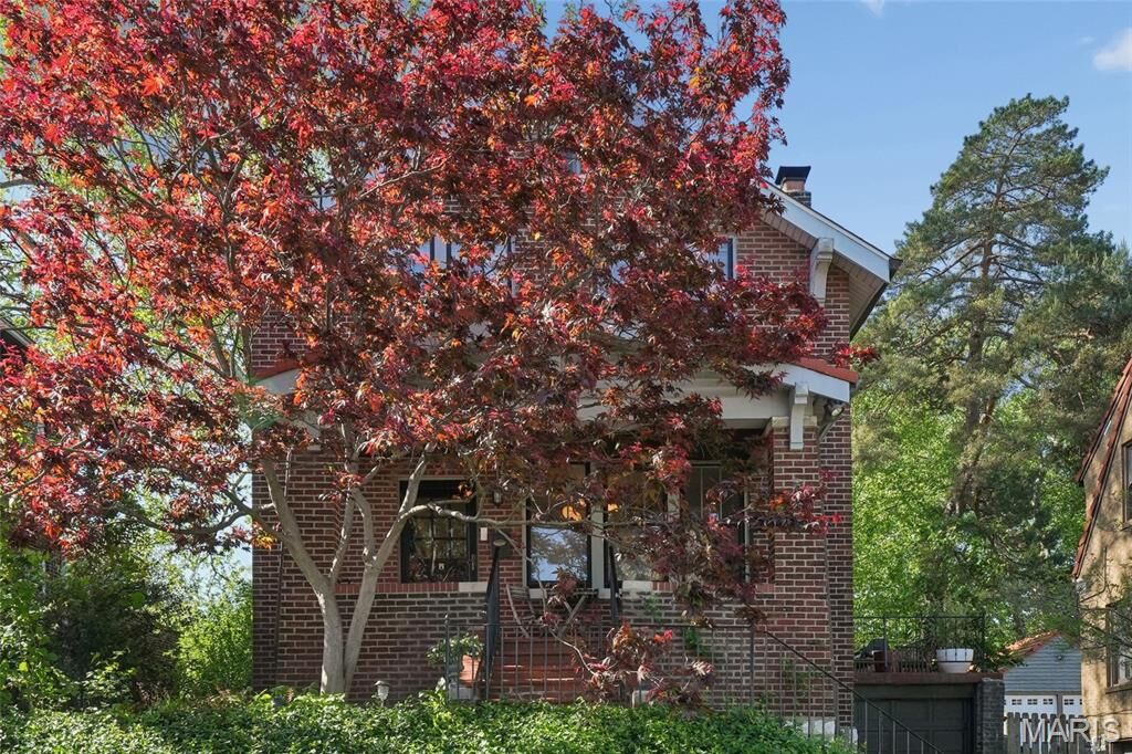 Property Photo:  7516 Delmar Boulevard  MO 63130 