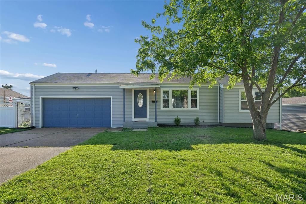 Property Photo:  8504 Valdes Drive  MO 63123 