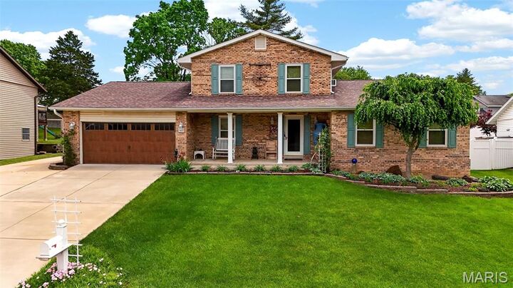 Property Photo:  1422 Cobblestone Drive  MO 63304 