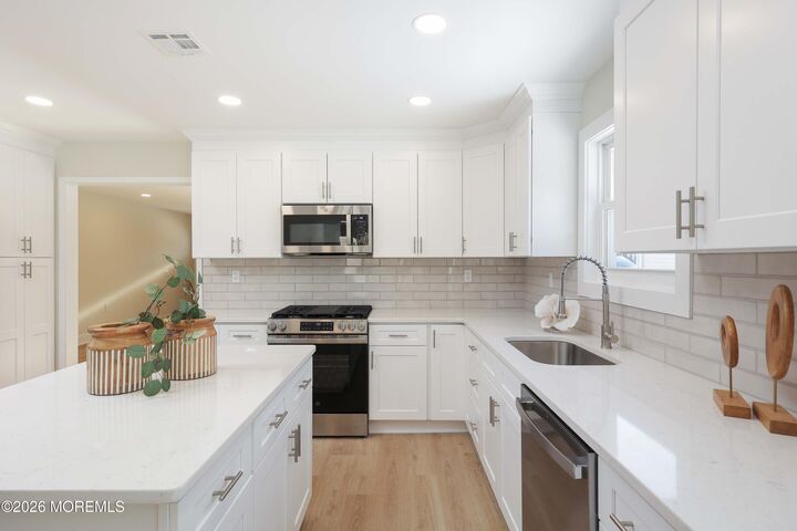 Property Photo:  66 Paradise Boulevard  NJ 08757 