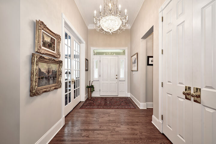 Property Photo:  907 Middleton Lane  IL 60010 