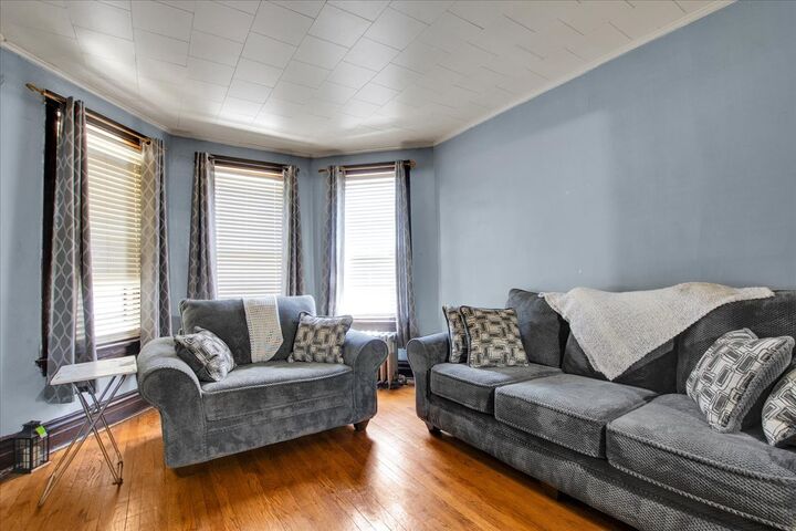 Property Photo:  838 N Homan Avenue  IL 60651 