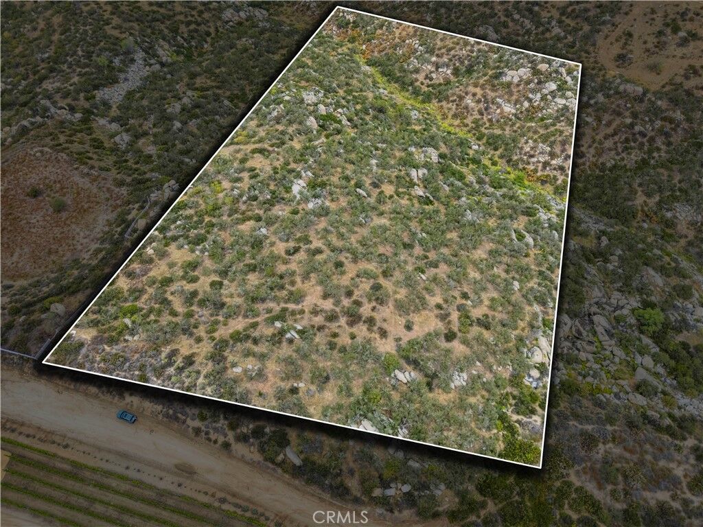 Property Photo:  1 Gray Squirrel Road  CA 92592 