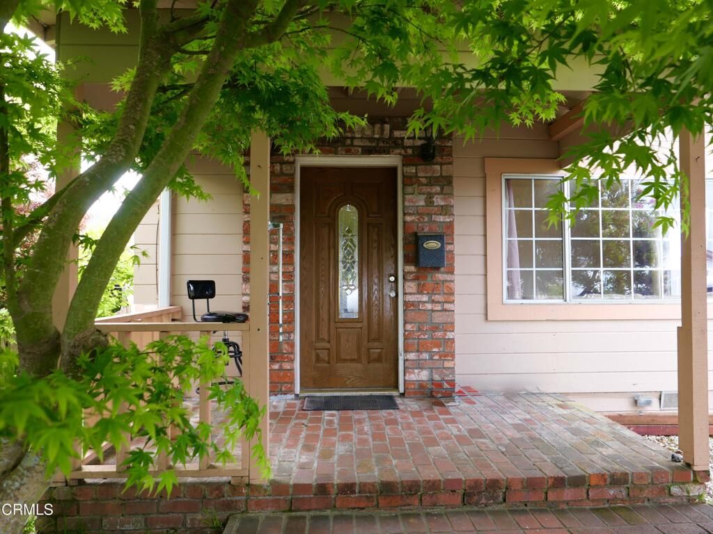 Property Photo:  165 Livingston Street  CA 95437 