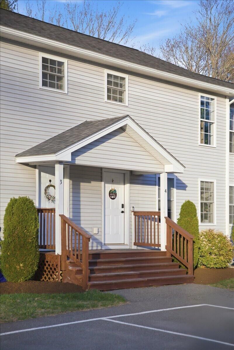 Property Photo:  322 Stillwater Avenue 4  ME 04468 