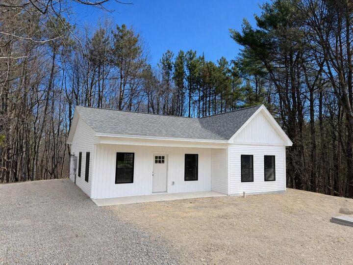 Property Photo:  15 Sylvan Road  ME 04473 