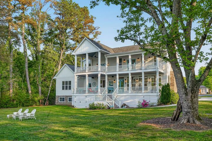 Property Photo: 205 Clover St TN 38564