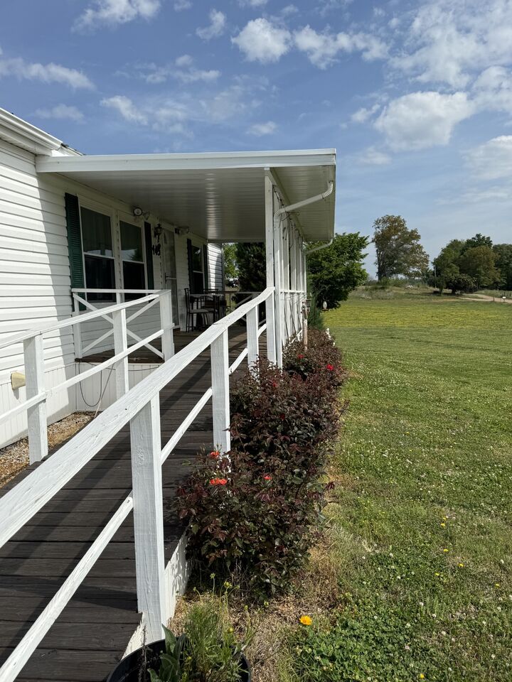 Property Photo:  145 Hickenbottom Ln  TN 37357 