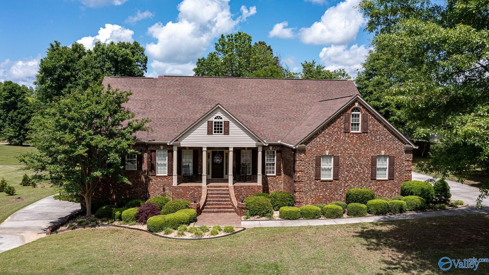 Property Photo:  277 Givake Drive  AL 35016 
