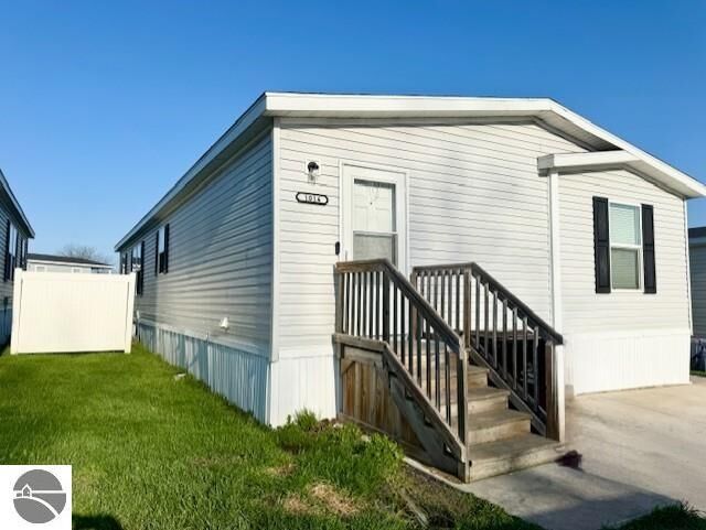 Property Photo:  1014 Union  MI 48858 