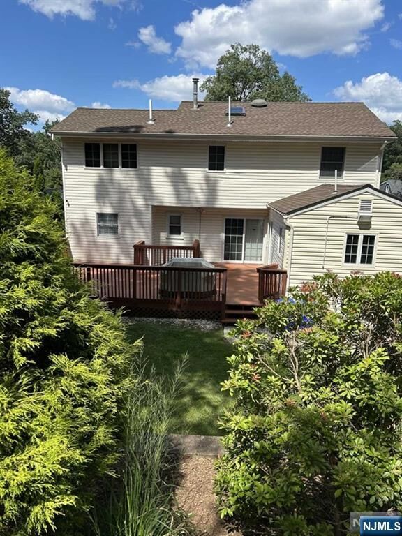 Property Photo:  16 Manito Avenue  NJ 07436 