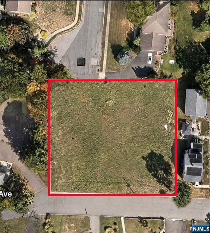 Property Photo:  84-98 Roosevelt  NJ 07508 