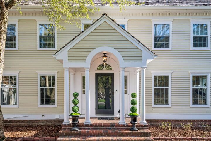 Property Photo:  19515 Waterford Place  MN 55331 