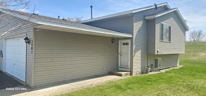 Property Photo:  1501 McIntosh Circle  MN 55379 