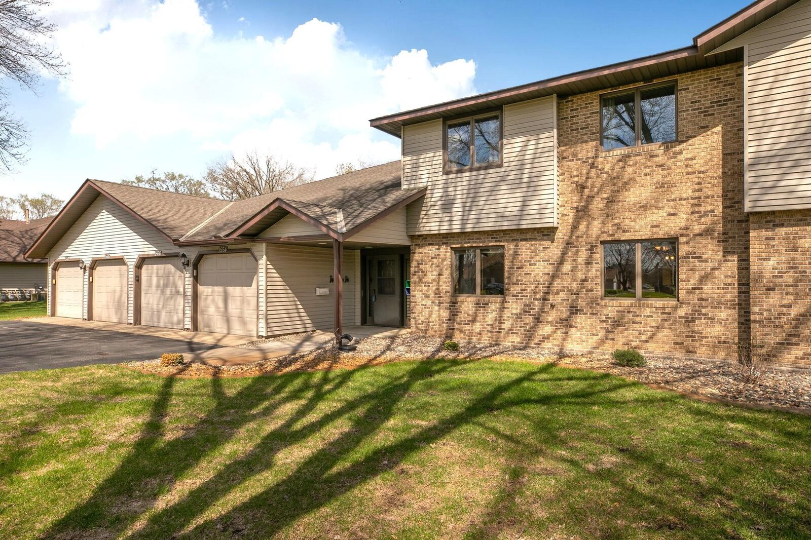 Property Photo:  1566 14th Street SE  MN 56304 