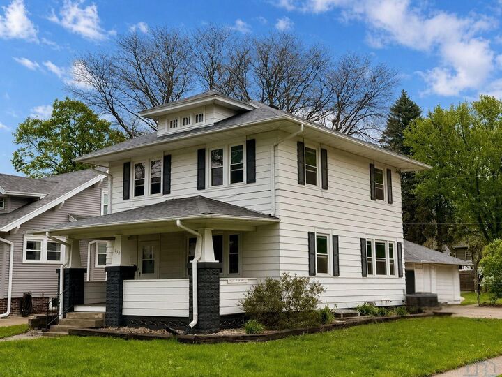 Property Photo:  1130 S Paxton Street  IA 51106 