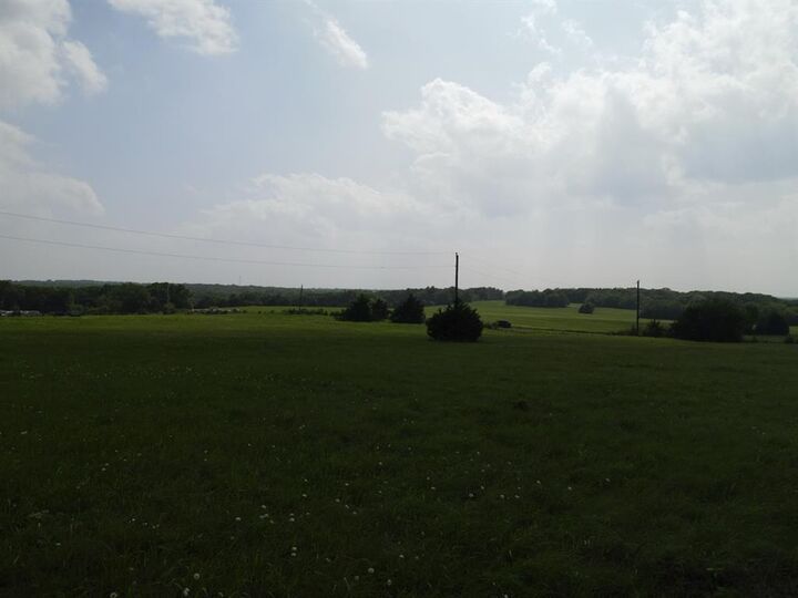 Property Photo: 105135 S 3475 Road OK 74855