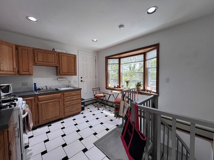 Property Photo:  703 E Broadway 2  MA 02127 