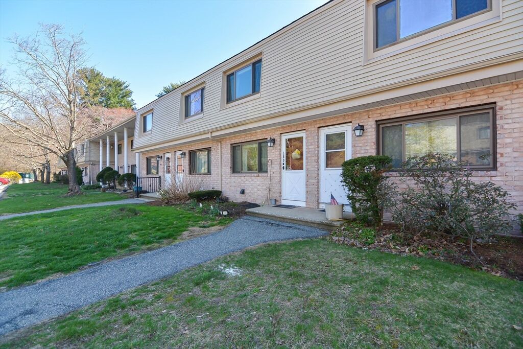 Property Photo:  189 Farrwood Dr 189  MA 01830 