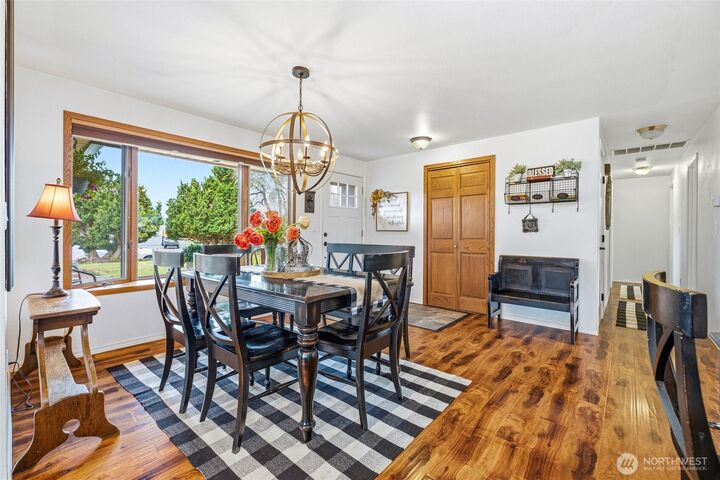 Property Photo:  19917  Lei Garden Road  WA 98233 