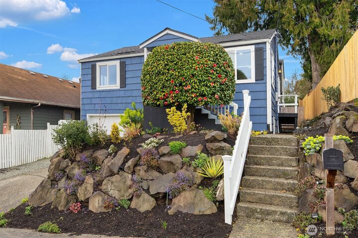 Property Photo:  3536 S Brandon Street A  WA 98118 