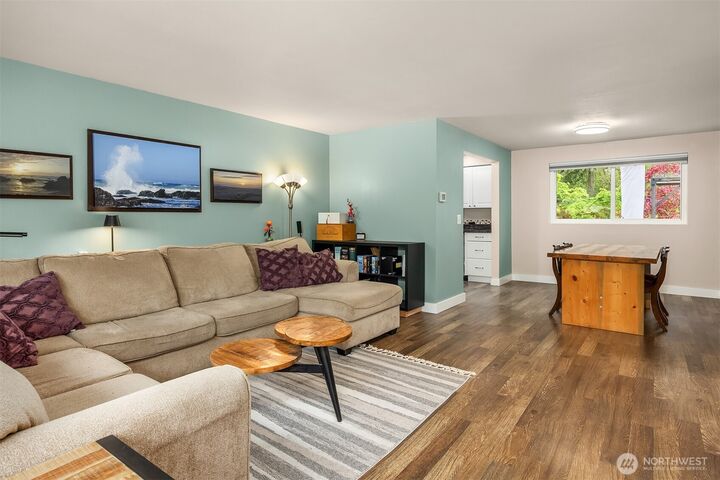 Property Photo:  8442 NE 141st Street  WA 98034 