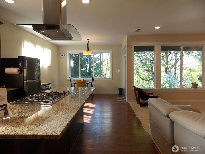 Property Photo:  13328  80th Avenue E  WA 98373 