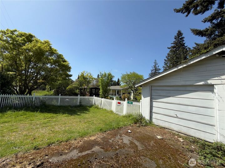 Property Photo:  10722  59th Avenue E  WA 98373 