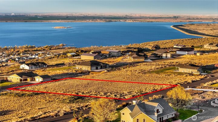 Property Photo:  6766  Road 8.9  SE  WA 99344 
