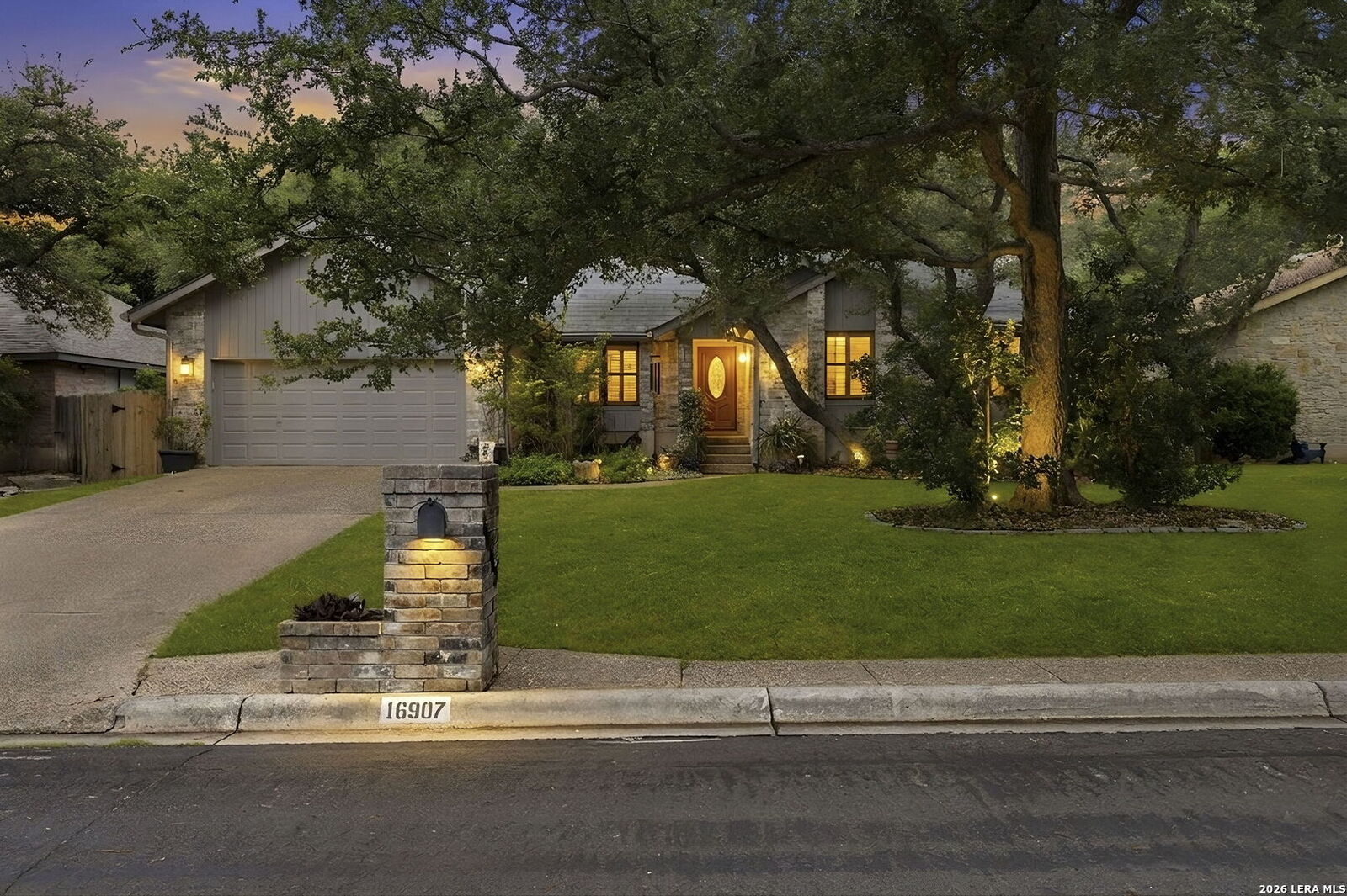 Property Photo: 16907 Hidden Timber Wood TX 78248