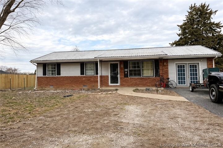 Property Photo:  2099 E Gardner Lane  IN 47250 