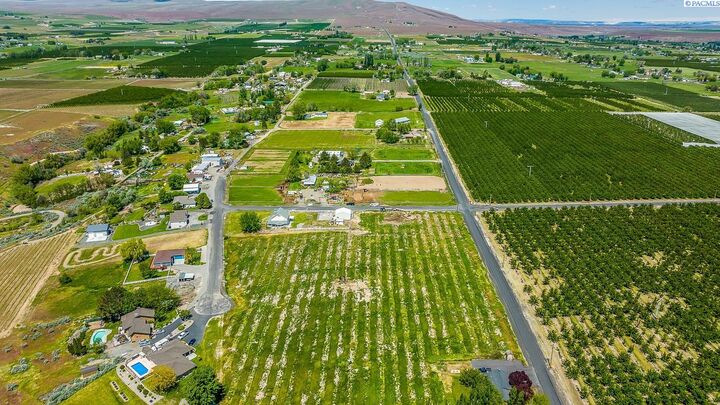 Property Photo: Lot 11 Empire Drive WA 99320