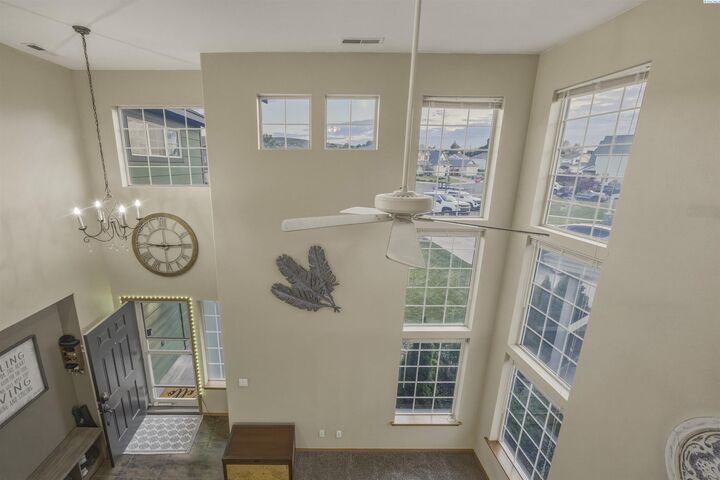 Property Photo:  3313 S Buntin Street  WA 99337 