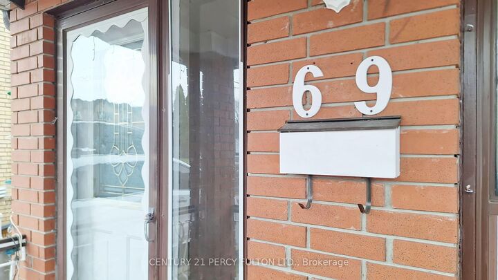 Property Photo:  69 Twenty Fourth Street  ON M8V 3N7 