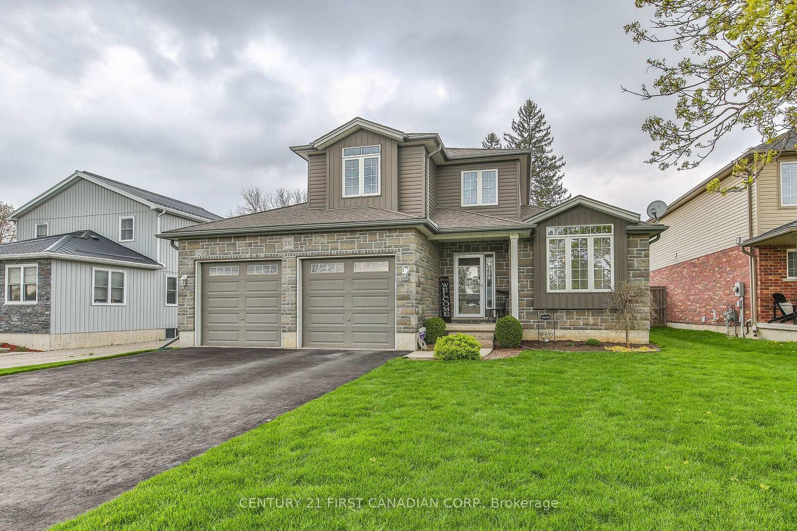 Property Photo: 232 Brock Street ON N0M 2M0