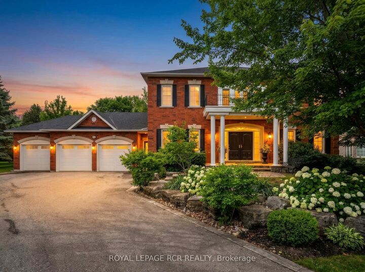 Property Photo: 70 English Daisy Court ON L0J 1C0