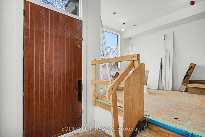Property Photo: 838 Alpine Avenue ON K2B 5R6